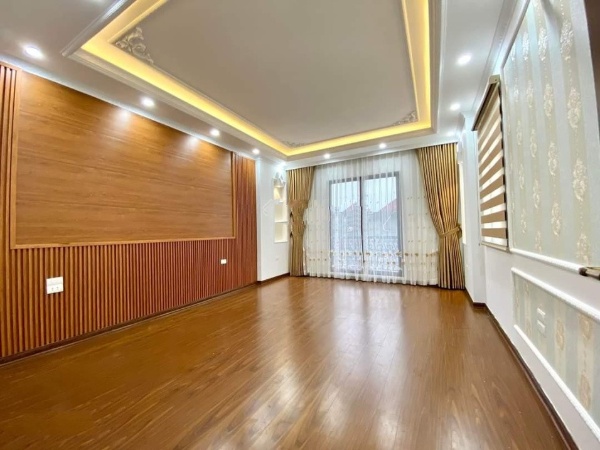 Siêu phẩm cực hot nhà 6 tầng vô vàn tiện ích tại Thạch Bàn, Long Biên, Hà Nội